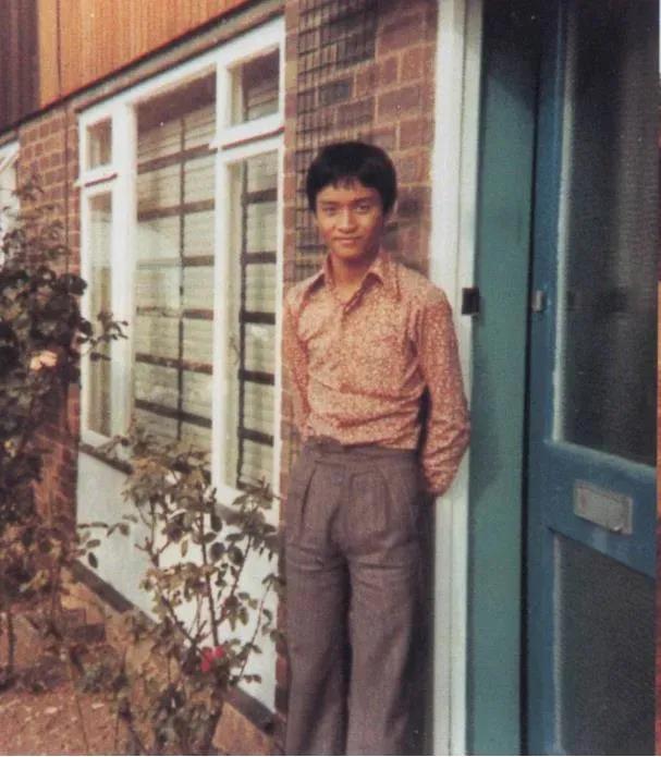 为什么只有张国荣被叫做天皇巨星,张国荣陨落的传奇人生