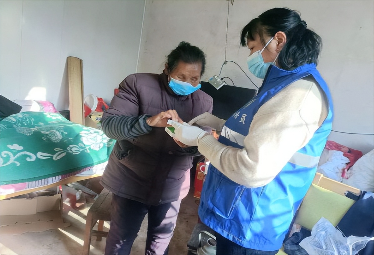 抗疫社区网格员,暖心网格员的温情坚守