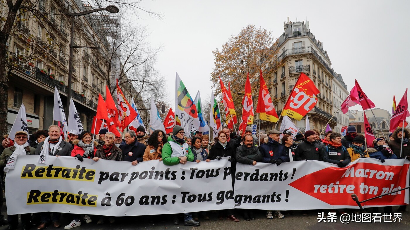 鍥藉瓒ｈ皥,娉曞浗绋庤礋