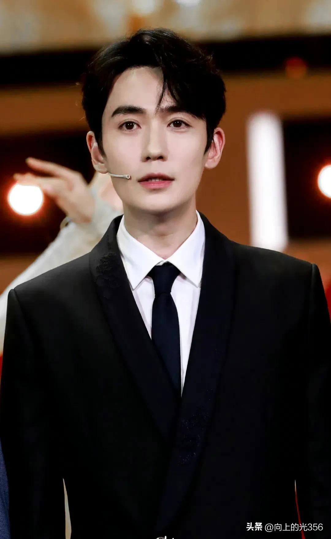 朱一龙怎么会和肖战一起拍的,朱一龙早期合作过的女星