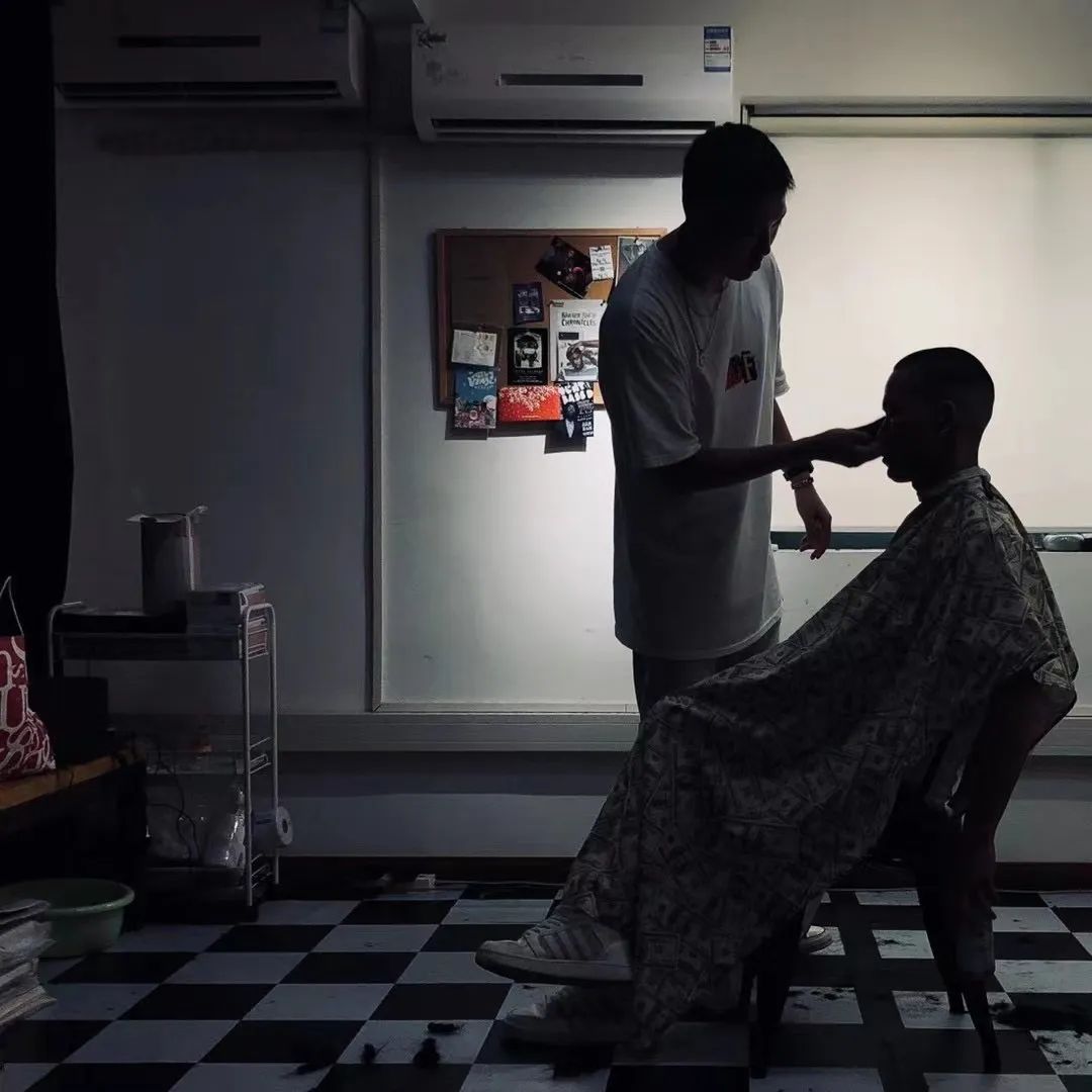 疫情后的新蓝领：月入10万，95后成主力军