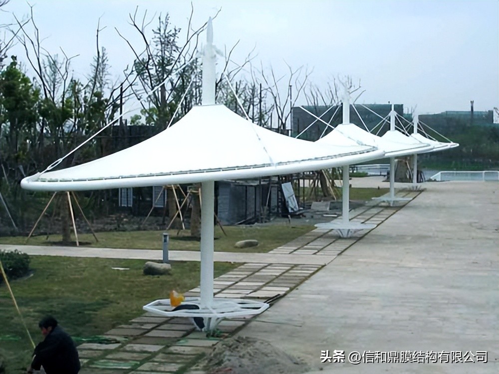 张拉式膜结构景观遮阳棚价格,大型膜结构景观遮阳棚安装