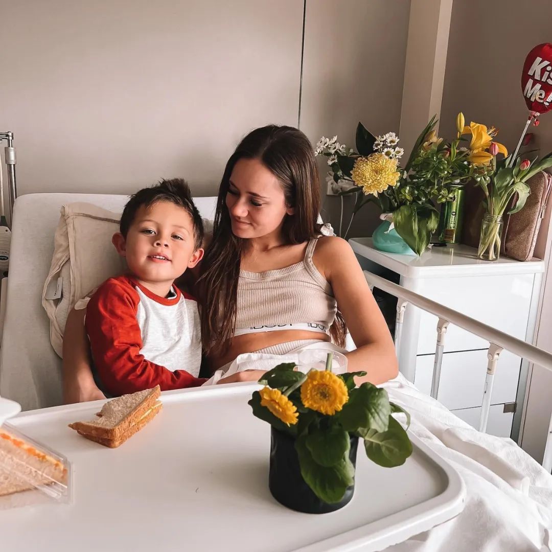 25岁妹子离婚后带娃和闺蜜合租!晒日常爆红网络:姐妹比男人靠谱