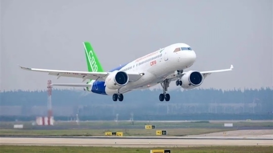 外媒看中国c919首飞,外国评中国c919投入商业运行首飞