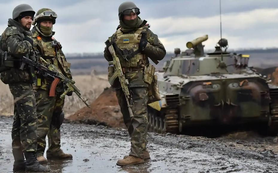 先进*器武**不想给，俄制*器武**买不到！如何援助乌克兰让美国感到头疼