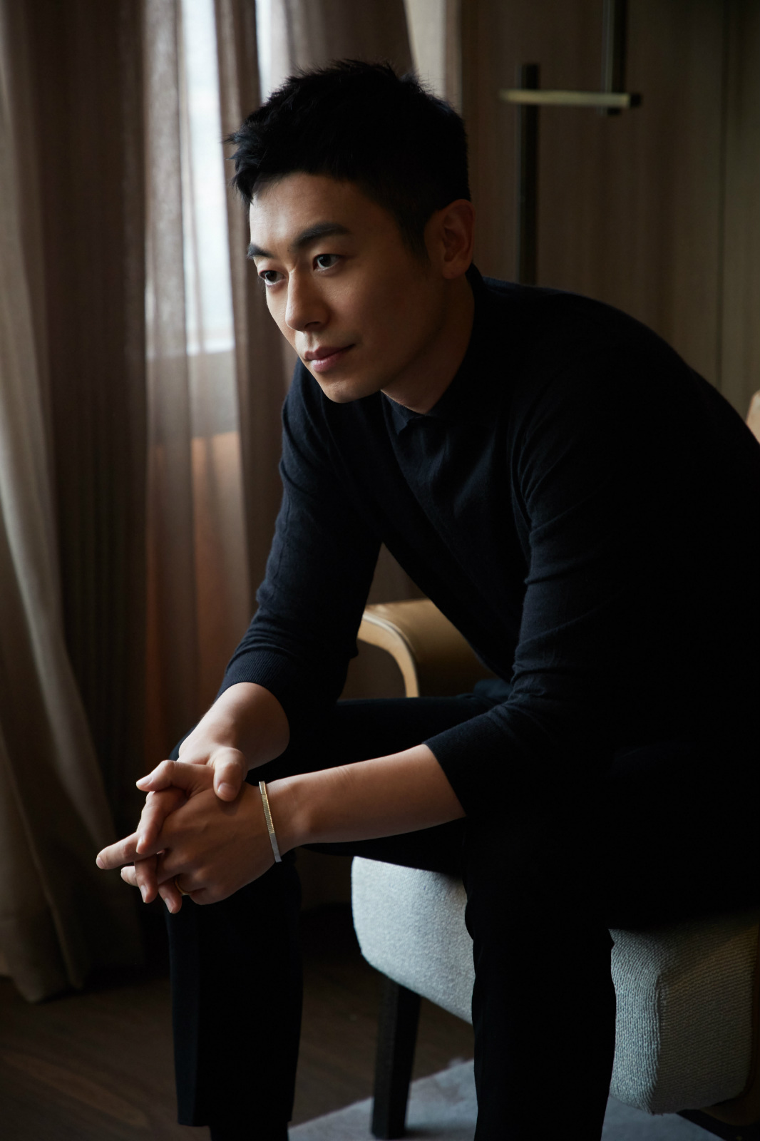 朱亚文:行走的荷尔蒙,男德天花板,他到底有什么魅力呢?