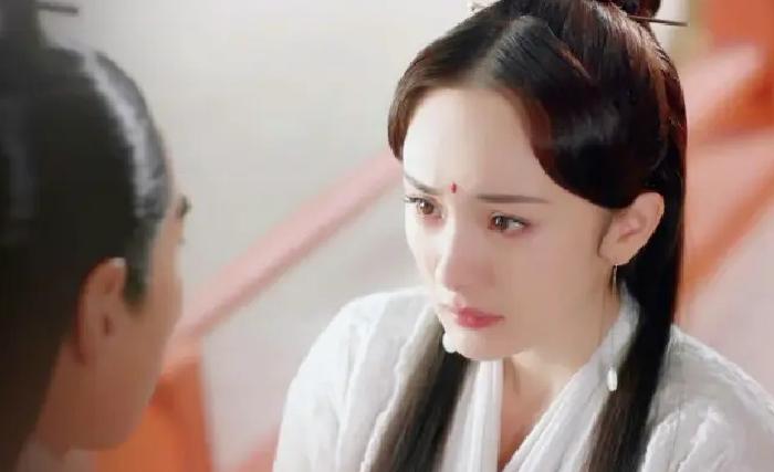 三生三世白浅跟墨渊断绝师徒关系,三生三世白浅抱着墨渊