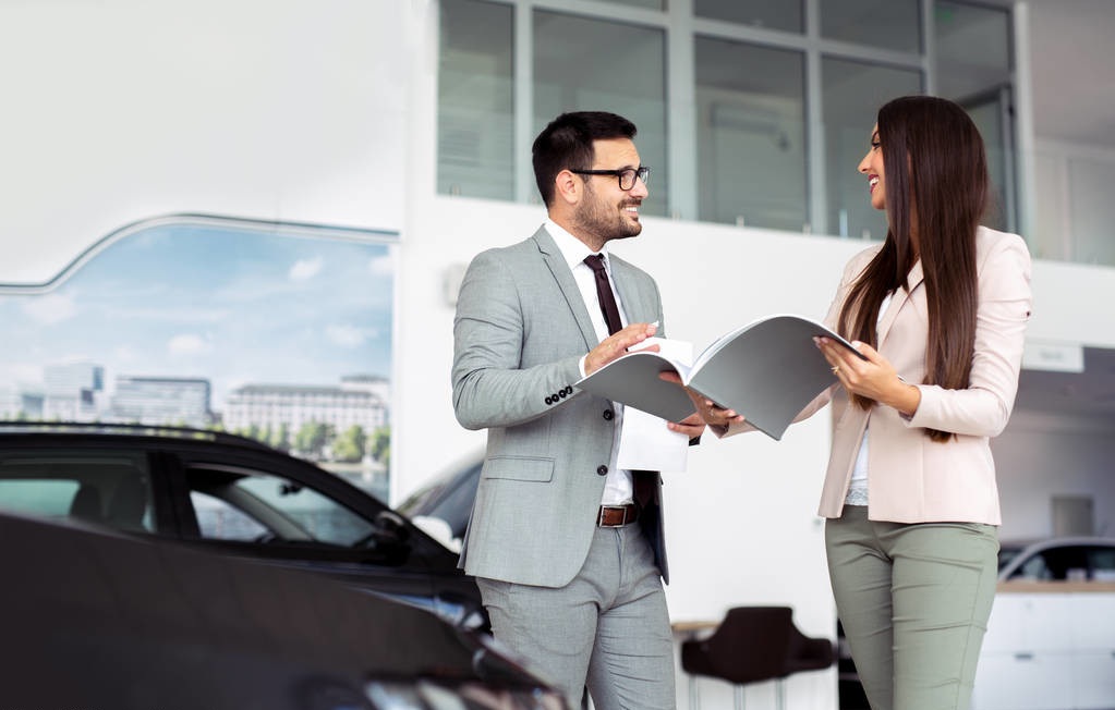 销售怎么破冰让客户使用产品,如何在营销过程中和客户拉近距离