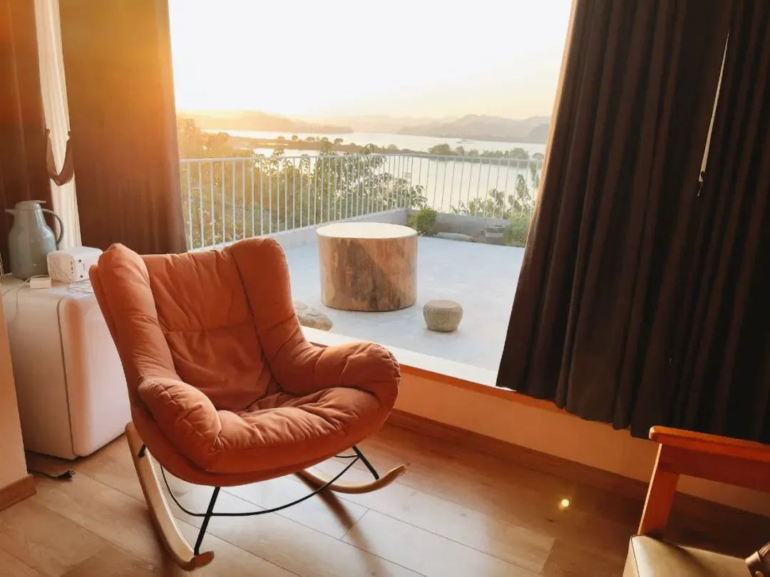 又发现一个暑假遛娃玩水的好地方,避暑胜地适合孩子玩的地方