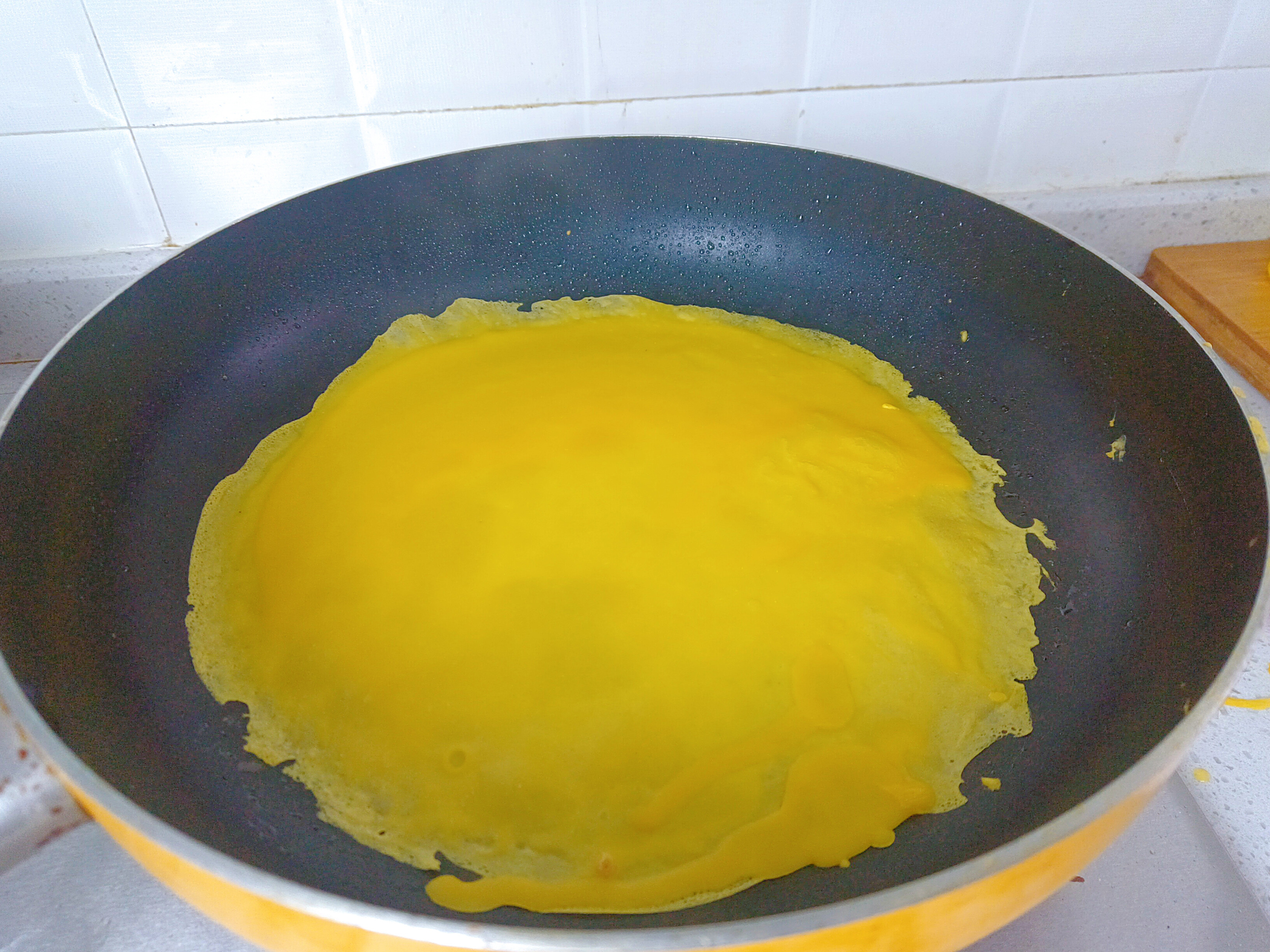 建议女人，多善待自己，少喝奶茶多吃6道菜，脸色红润，精神饱满