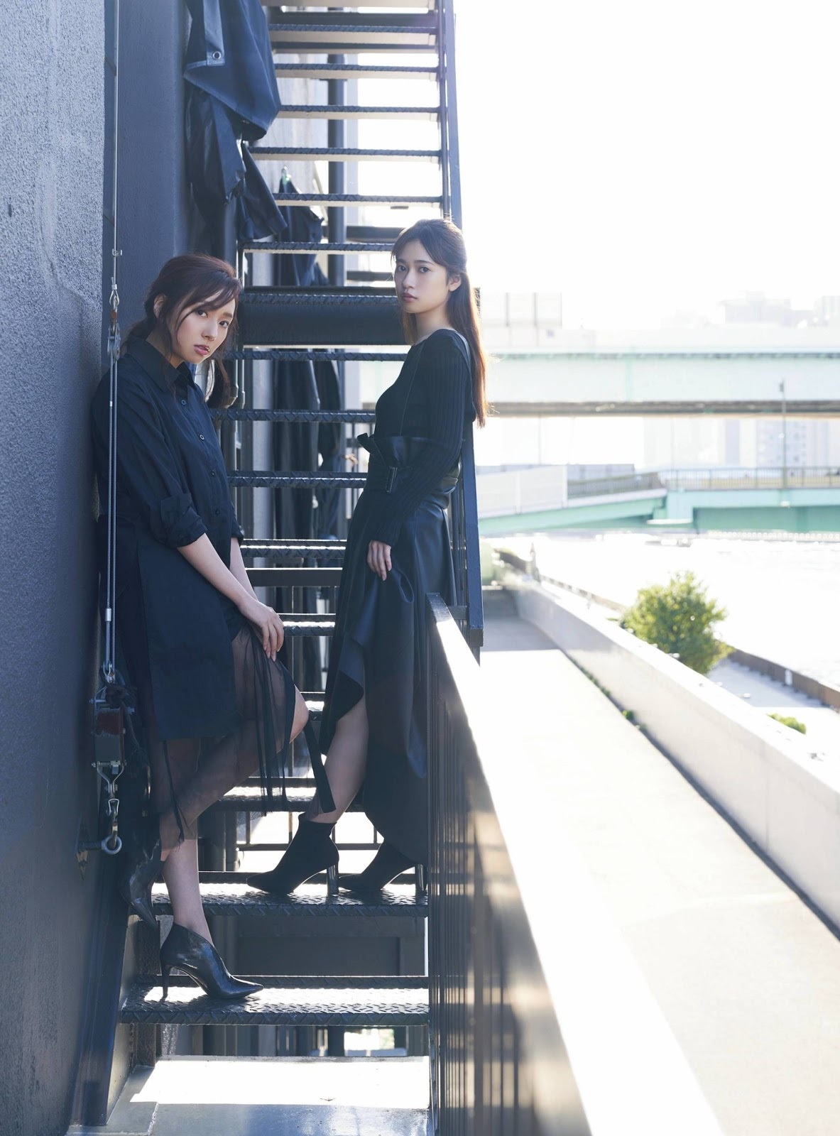 2023日本美少女写真集寺田兰世+新内真衣