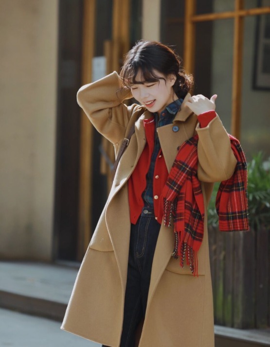 棕色大衣烂大街？学博主这样搭配，158cm也能穿出强大气场
