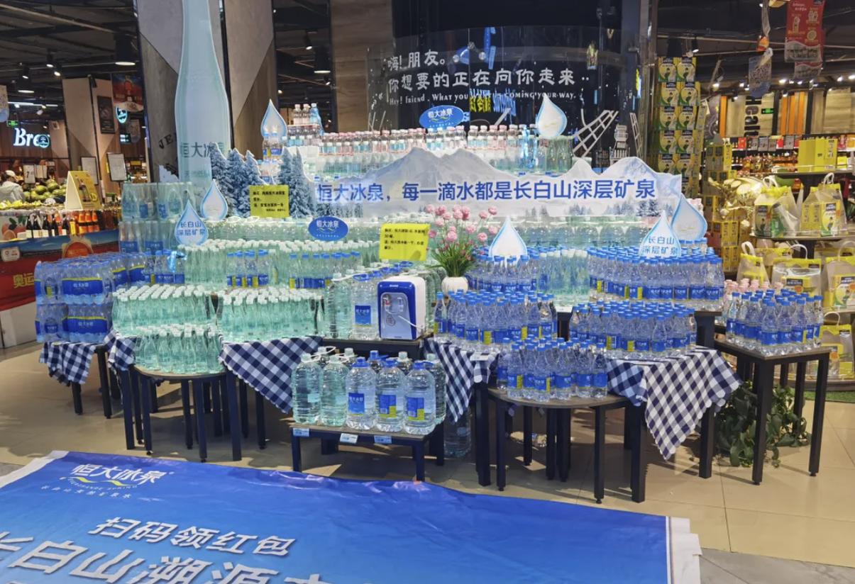 钟睒睒如何评价许家印,许家印谈钟睒睒