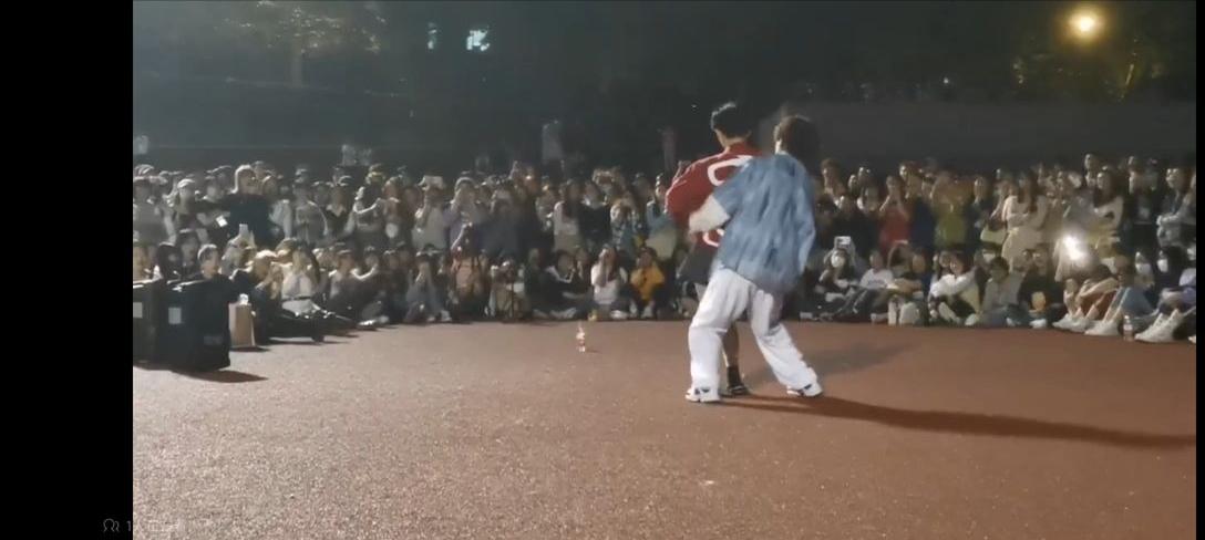 重庆工商大学表演,重庆工商大学舞蹈课