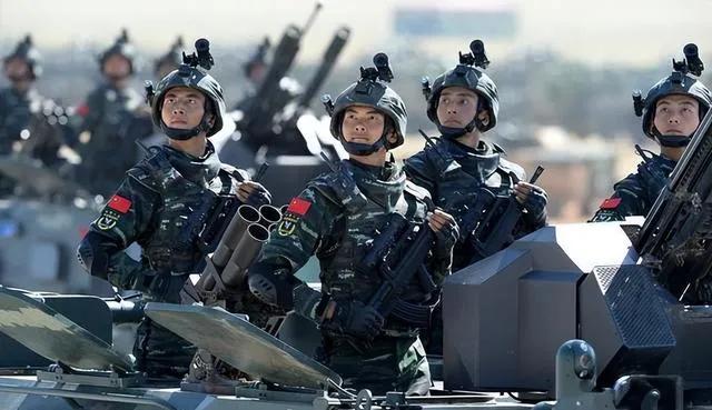 美媒：一旦中国武统台岛，美军将全面空袭中国，解放军敢开战吗？