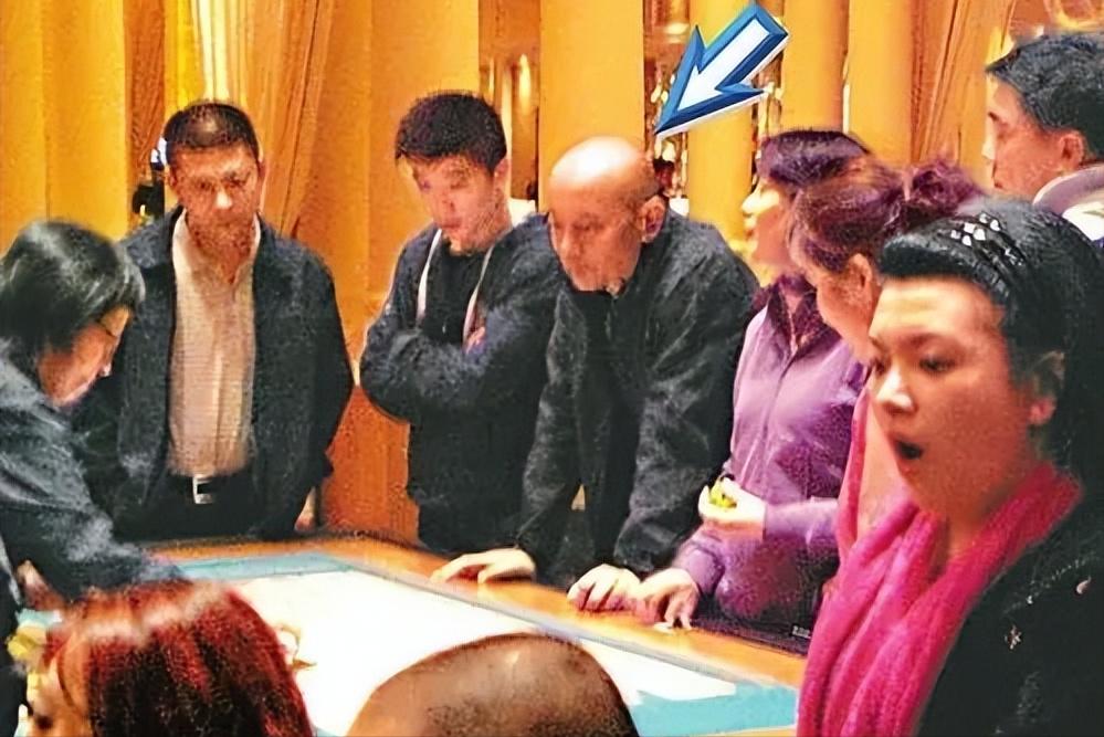 张继科掀开娱乐圈遮羞布，大量明星赌照流出，周杰伦牵连其中