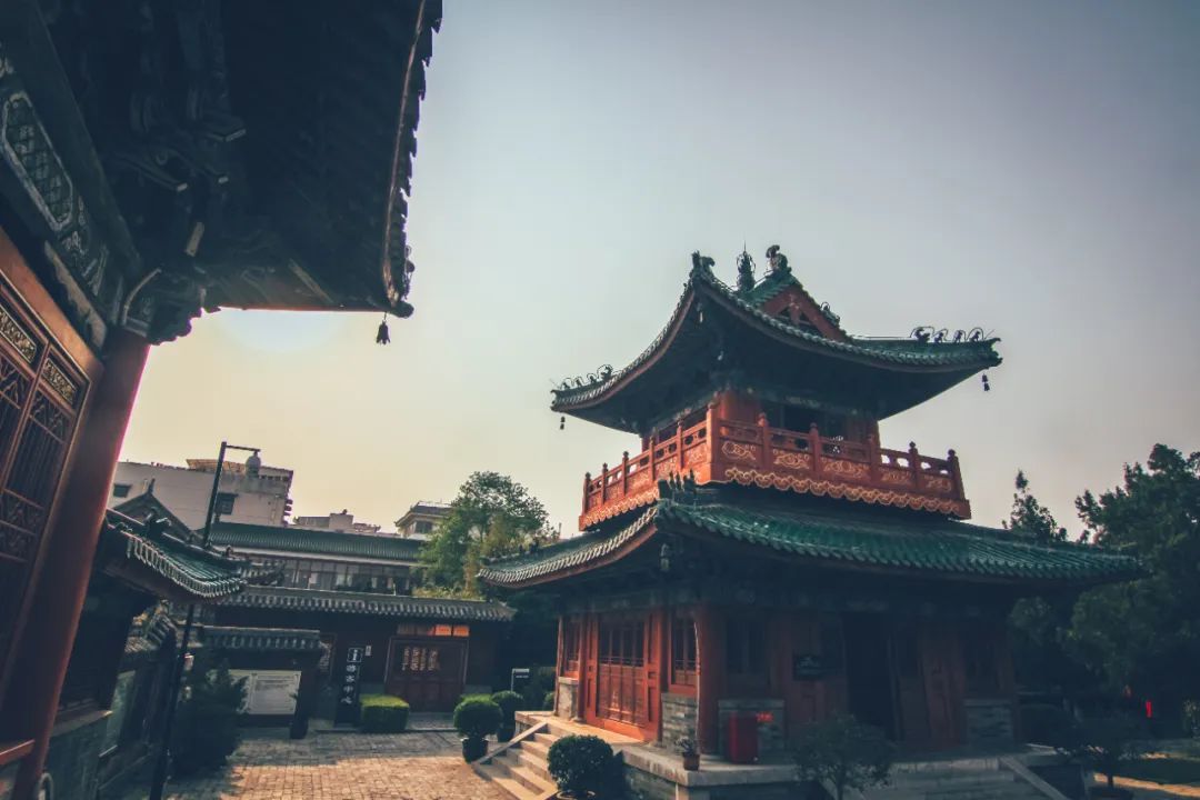 写三国的诗词那么多,三国的经典诗词