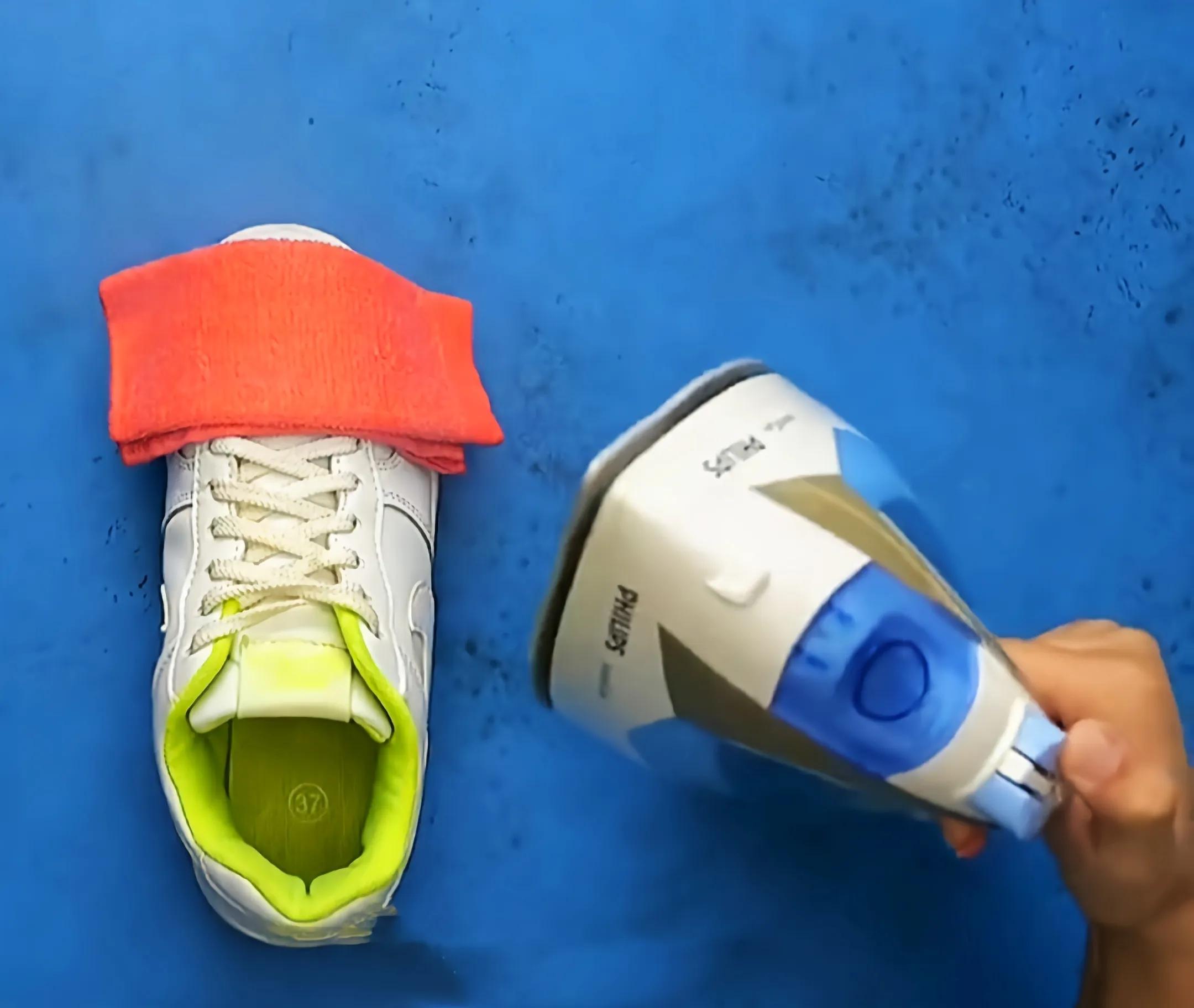 没有熨斗如何去除鞋子折痕,解决鞋子折痕的方法