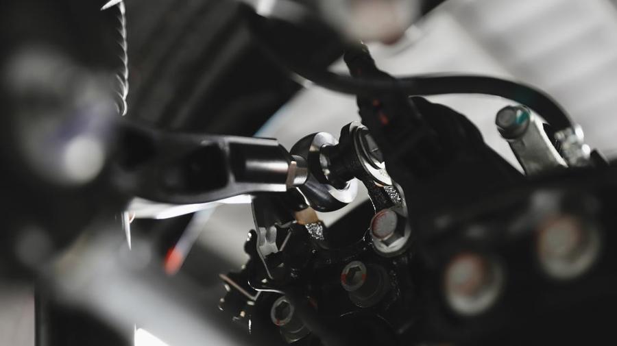 全赛道定制性能飙升低趴战斗钢炮“豹力变装”