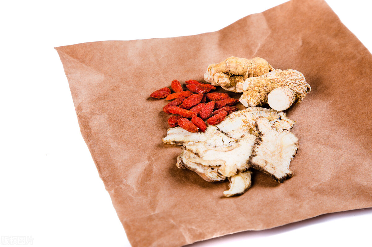 尿频尿急睾丸潮湿吃什么药,尿频尿急睾丸潮湿用什么药