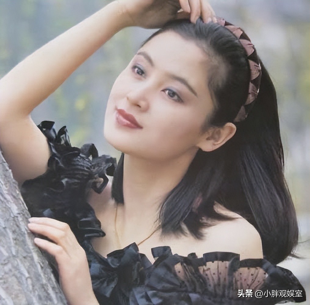 年轻时陈红被誉为大陆第一美人,陈红在陈凯歌之前的情史