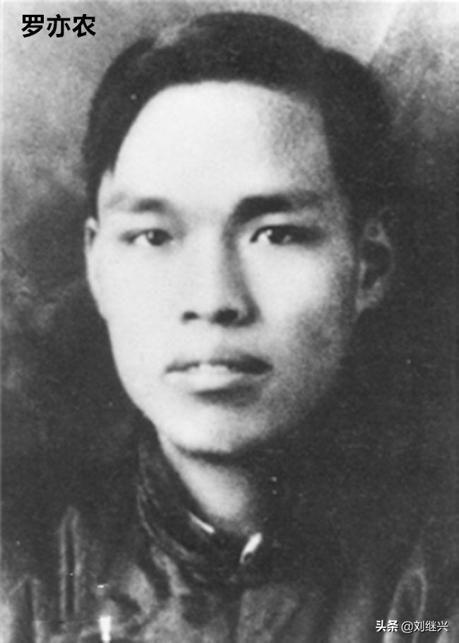 他是中央政治局常委，和毛主席是湘潭老乡，被秘书夫妇出卖而牺牲