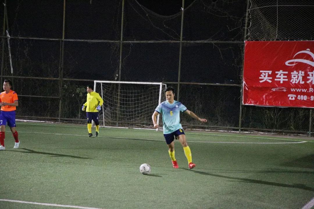 竞技绿茵逐梦,竞技绿茵场