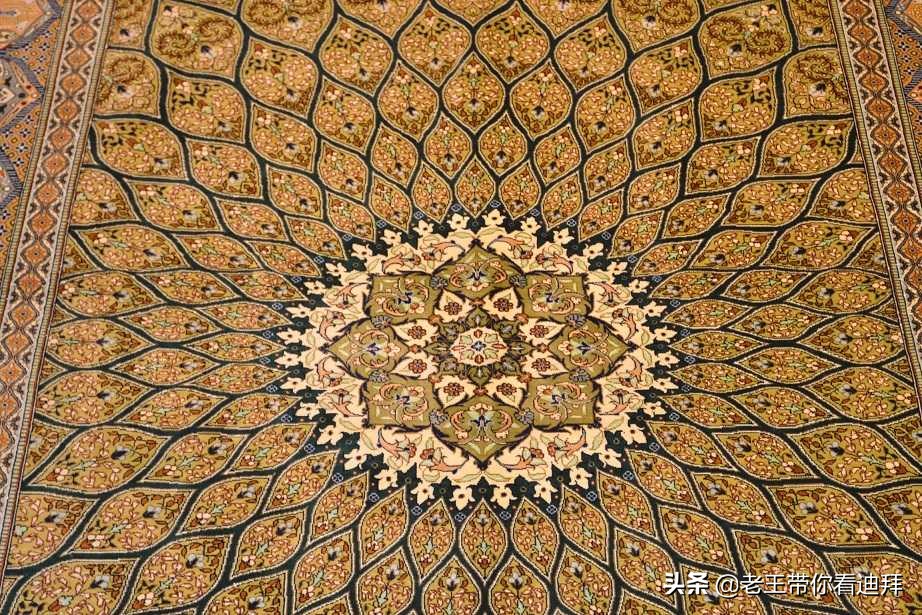 迪拜旅游吃什么特色,迪拜有什么值得买的吃的