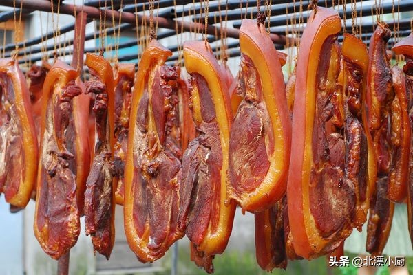 腌腊肉放多少盐最好,腌腊肉放盐比例