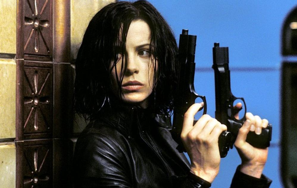 电影《黑夜传说》如何对自由意志与命运的对立进行心理学观察