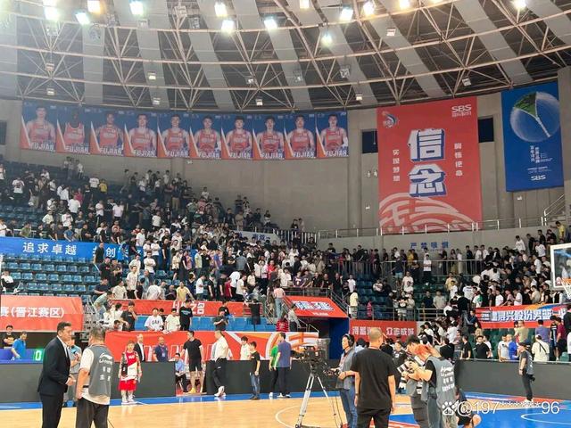 浙江和福建赛后冲突,福建对浙江男篮冲突赛后球迷