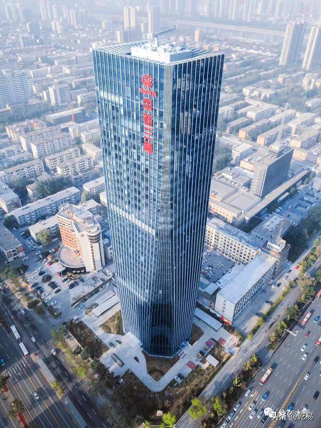 有金融城的城市,有高楼的城市就有钱吗