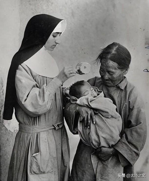 鏃ユ湰渚靛崕鍏借鐓х墖,渚靛崕鏃ュ啗鍏借缁濈増鐓х墖