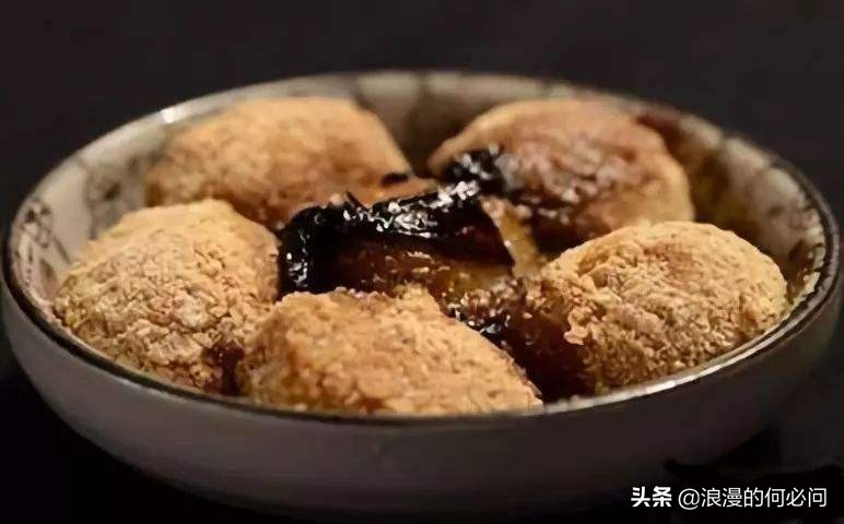 云南必须吃的美食有哪些呢,云南丽江特色美食小吃有哪些