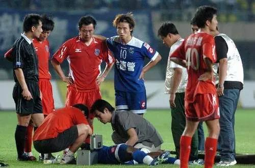 重温赛事-沈青补赛班古拉眼球遭重创，2006年中超联赛（第13轮）
