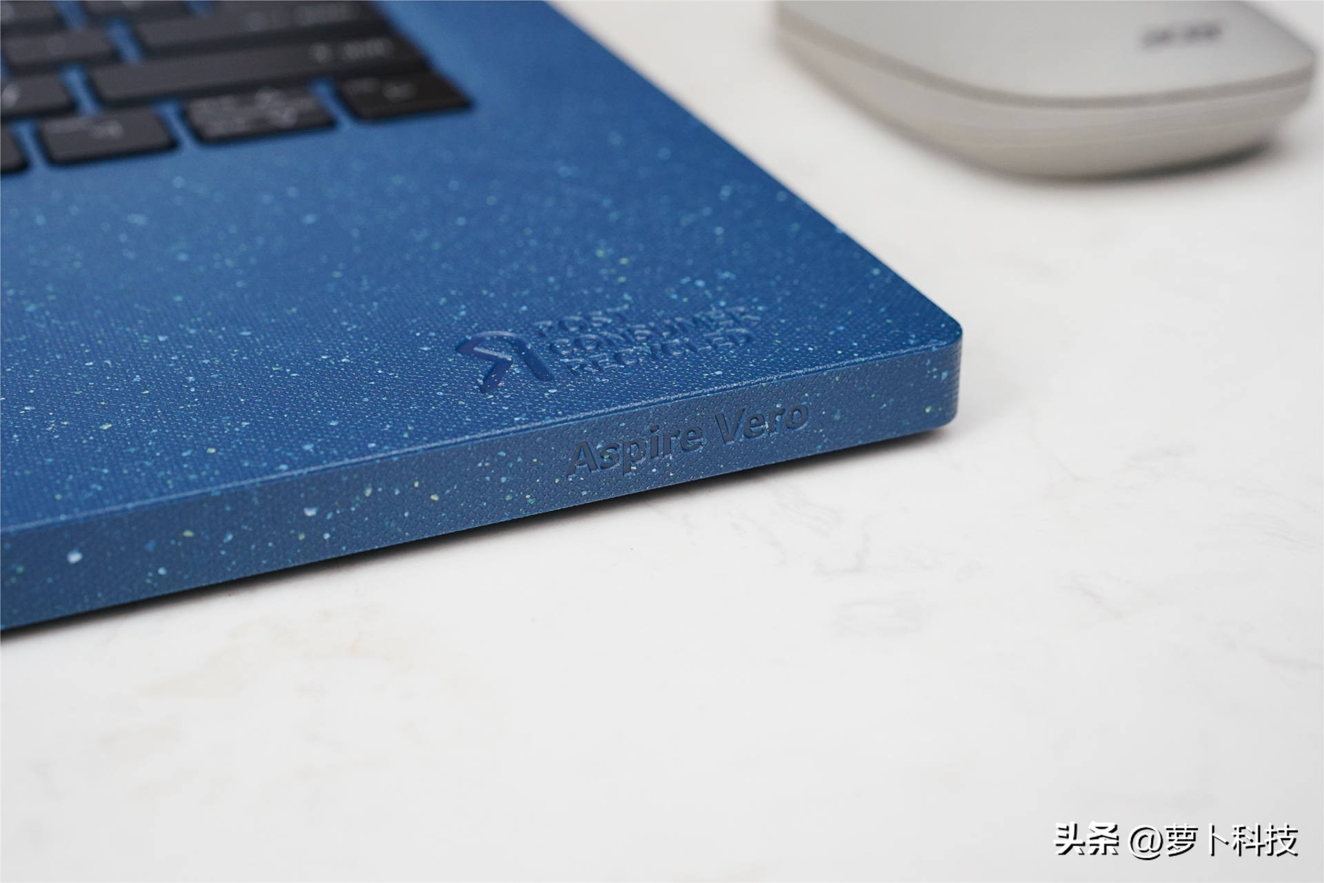 宏碁笔记本新蜂鸟33:2测评,宏碁蜂鸟笔记本电脑测评