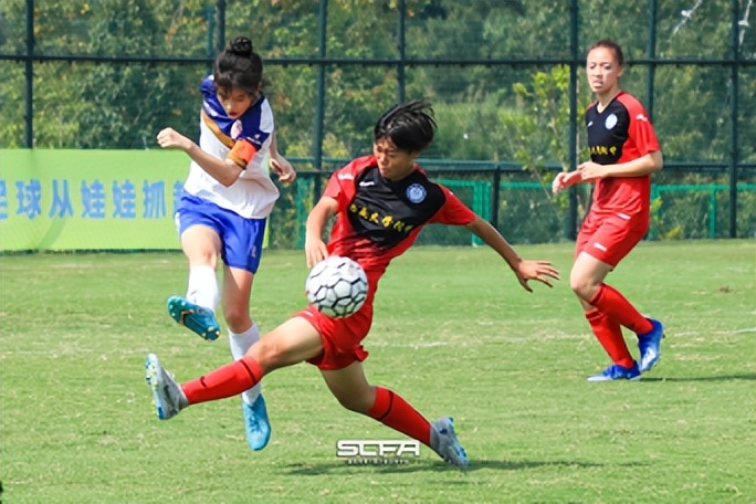 重庆市第十八中女子足球队,重庆18中女足