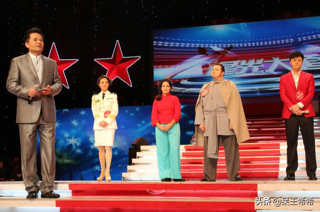 星光大道主持人出错,星光大道新主持人收视率