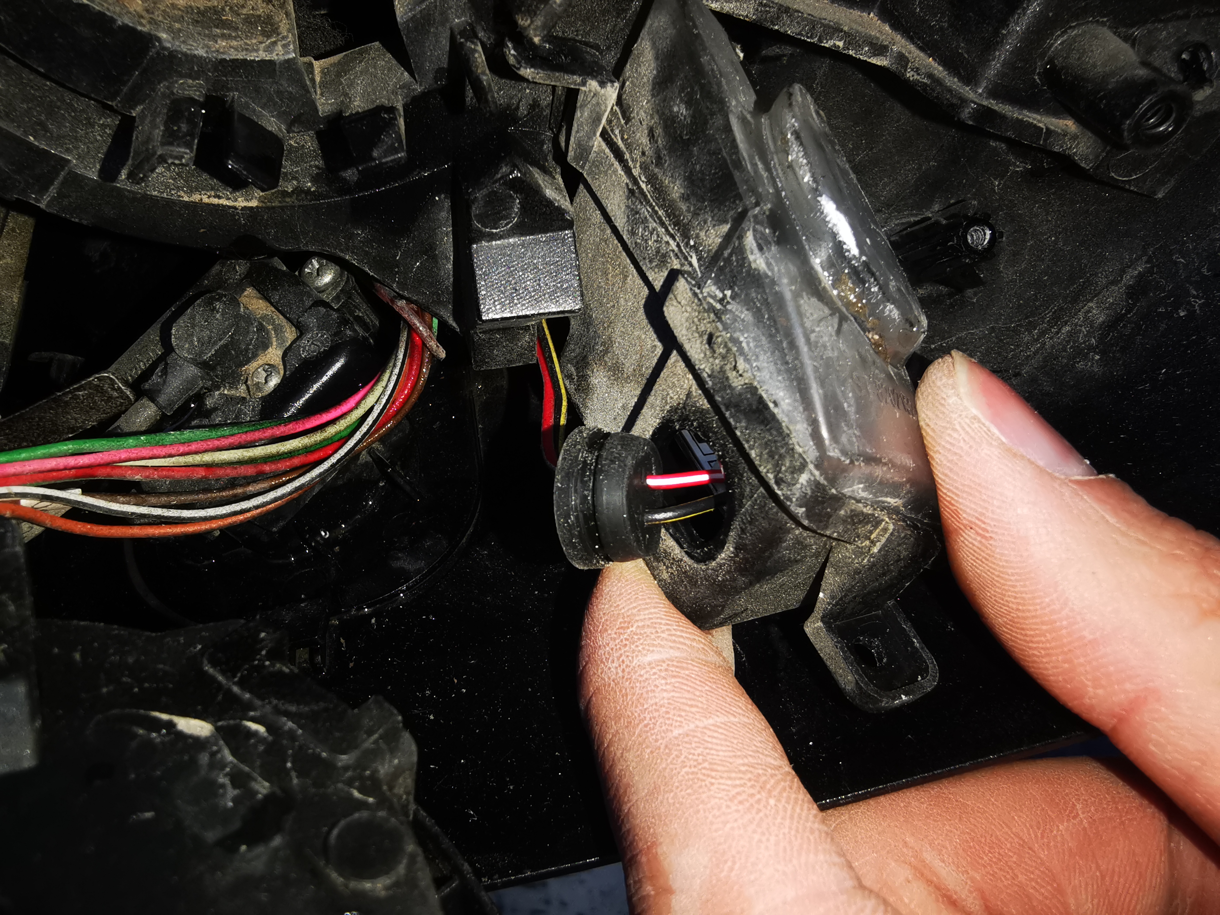 比亚迪宋plusdm-i反光镜改装,比亚迪唐dmi电子后视镜改装