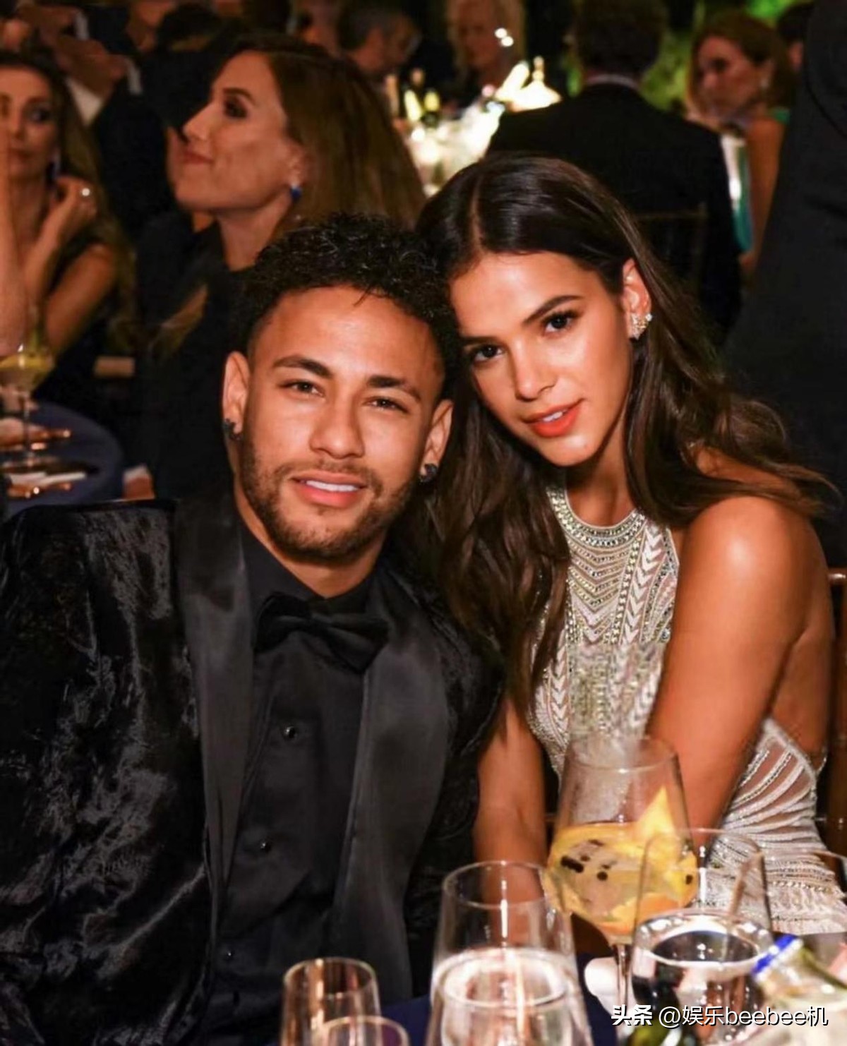 世界杯十大帅哥卡卡,盘点内马尔受过的伤