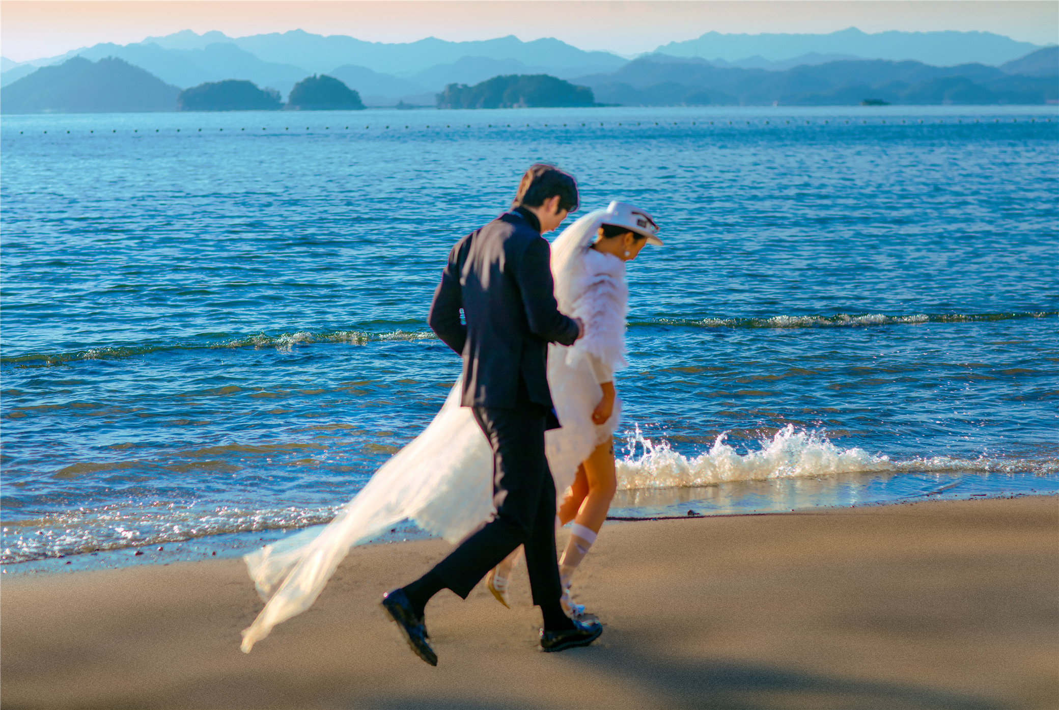 杭州哪家可以拍中国风的婚纱照,杭州盘子女人坊婚纱照