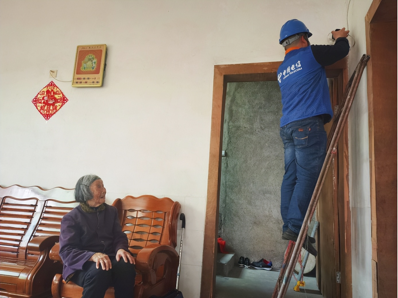 电信行业老年人服务内容,广东移动关爱老人服务举措