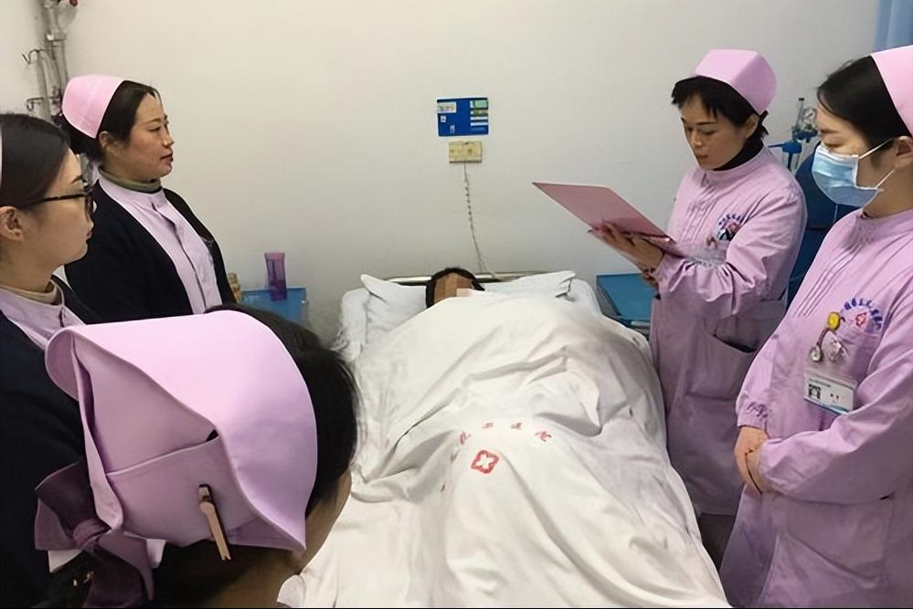 使用痛痒消洗剂治疗混合痔患者术后创面水肿，在临床上疗效如何？