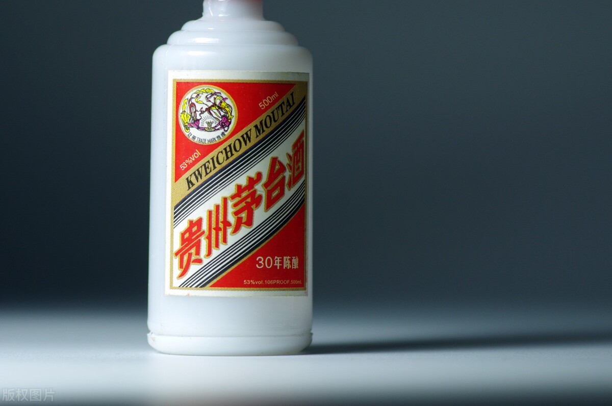 榜单：中国十大名酒，对酒当歌，人生几何。譬如朝露，去日苦多