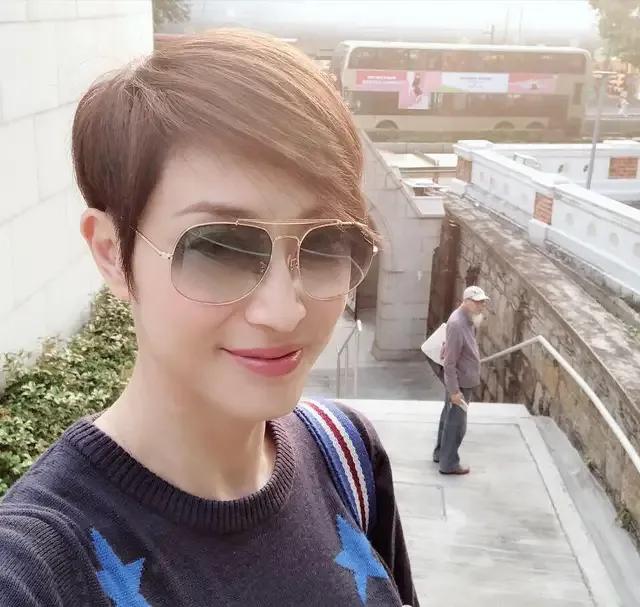 至今未嫁8位大龄女港星,至今十大未婚大龄男港星