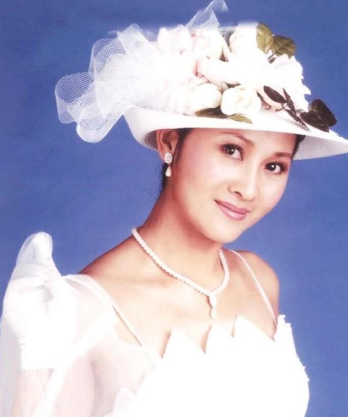 03年张钰,张钰早期照片