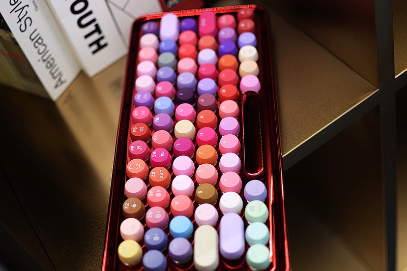 雷柏键盘pro5,雷柏v500pro多模板机械键盘