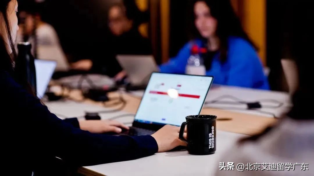 英国留学生能打工吗,在英国留学的留学生可以打工吗