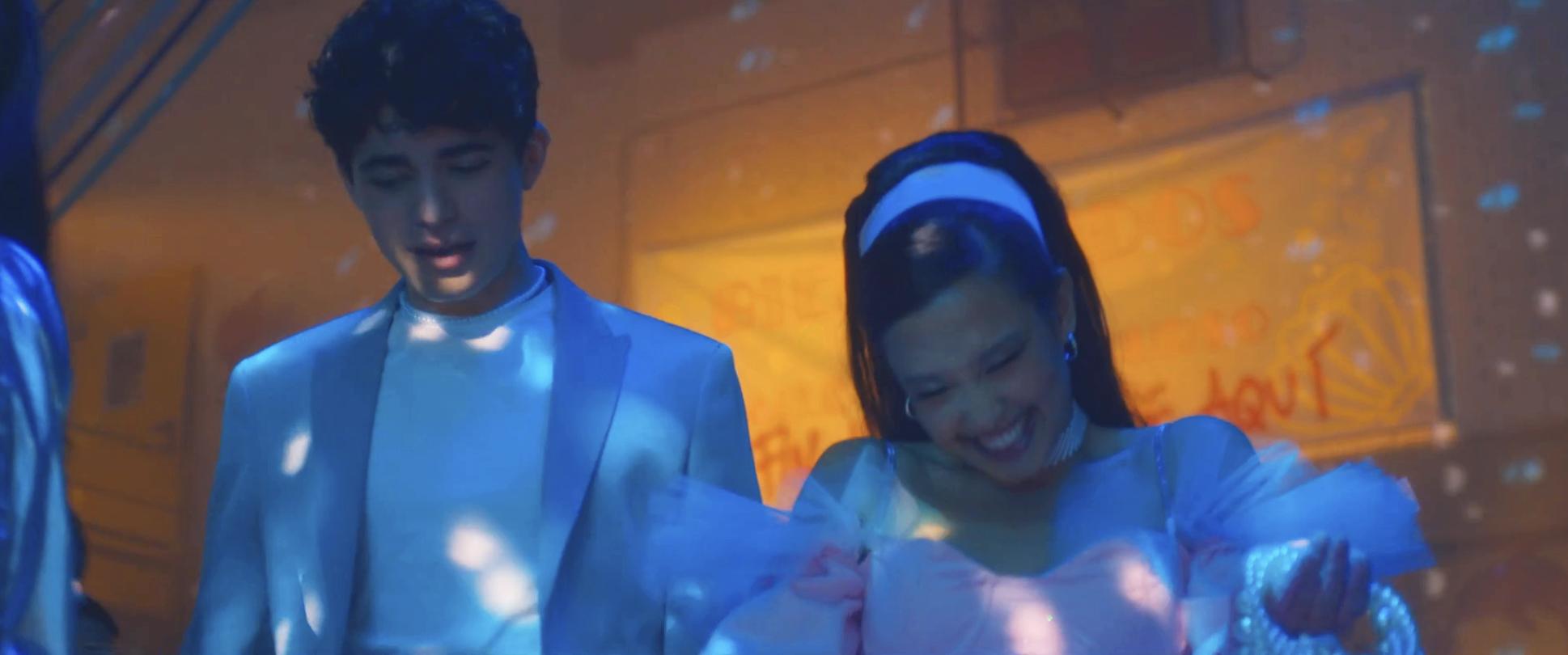 西班牙版《五十度灰》，除了主演的性张力，还有什么？