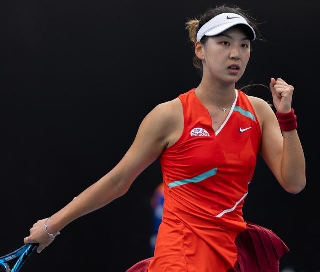 送蛋也被逆转，中国小花遭遇四连败，曾被莎娃钦点未来世界第一